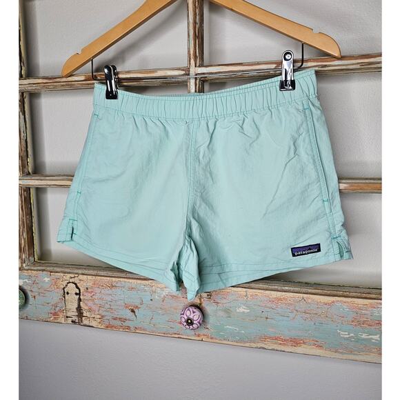 Patagonia Pants - Patagonia Baggie Shorts Light Mint Running Athletic  Ladies size Small
